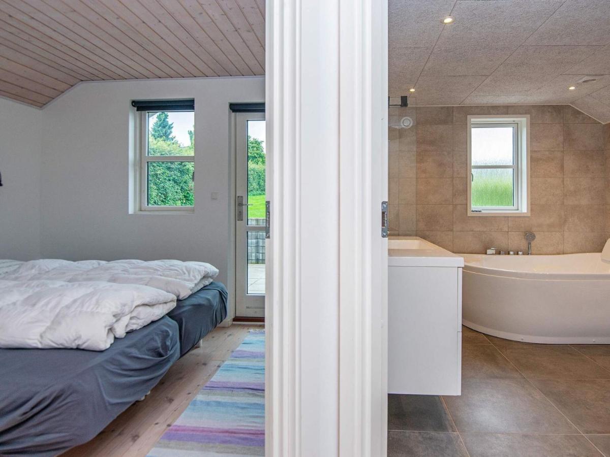 8 Person Holiday Home In Haderslev Kelstrup Strand المظهر الخارجي الصورة